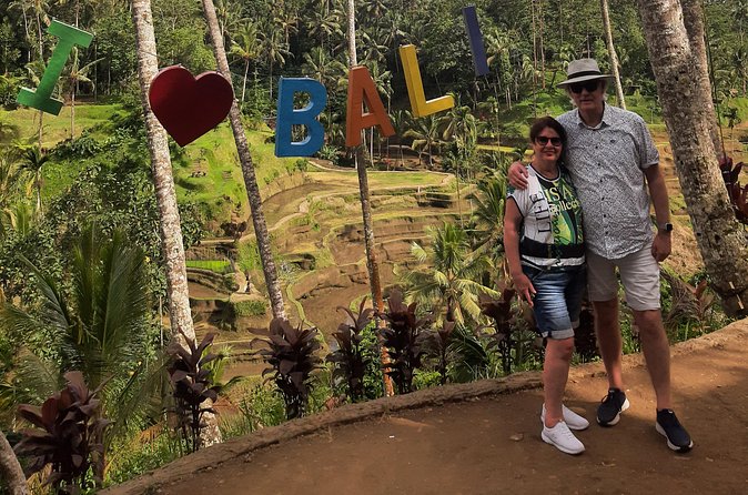 Private Driver in Bali with English Speaking - Lakeview Restaurant lunch: buffet, volcano views, and beverage reality
