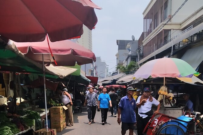 Private Full-Day Guided Tour: Explore Jakarta’s Top Highlights - Glodok Chinatown wet market: real daily life, not just street photos