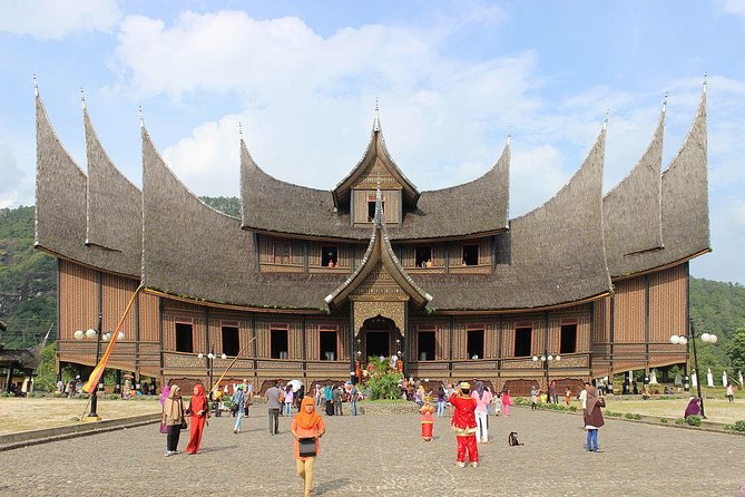 Private FullDay Jakarta Wonderfull Tour with Lunch & Souvenir - Price and Logistics: What you actually get for $79
