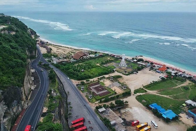Private Half Day Nusa Dua Village All-Inclusive Tour - Lunch at GWK: Buffet Comfort With Vegetarian Options