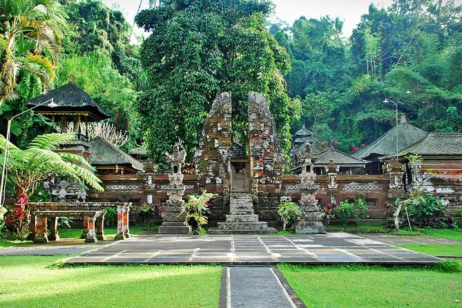 Private Inclusive Tour: The Best Of Ubud With Jungle Swing - Stop 2: Celuk Village and silver jewelry making