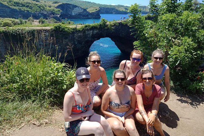 Private Instagramable West Nusa Penida Tour - Air-conditioned pickup and a guide who gets you photographed