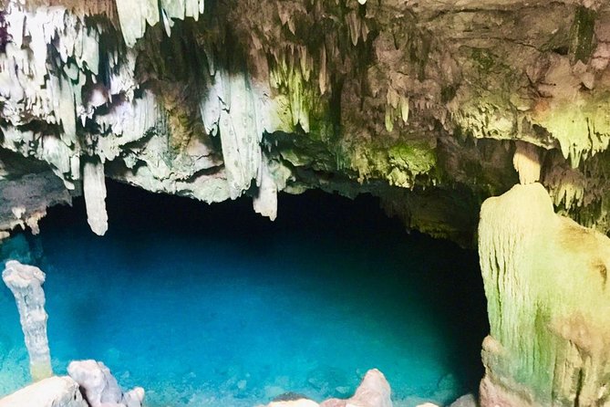 Private tour 4 days 3 nights Komodo on boat, waterfall and Rangko cave - Day 3: Taka Makassar Sandbar, Manta Point Snorkeling, and Kanawa