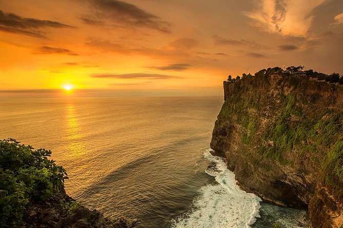 Private Tour Bali Beaches and Uluwatu Temple with Dinner - Southern Bali in One Long Private Day