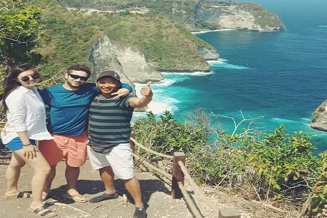 Private tour : East of Nusa Penida Day Tour All-inclusive - Pantai Diamond (Diamond Beach): classic east-coast drama