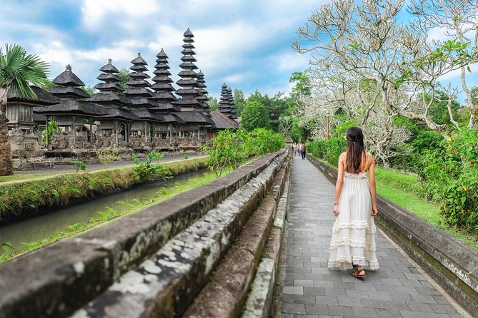 Private Tour: Full-Day Tanah Lot and Uluwatu Temples with Kecak Fire Dance Show - Padang Padang Beach: a movie-linked break between temples