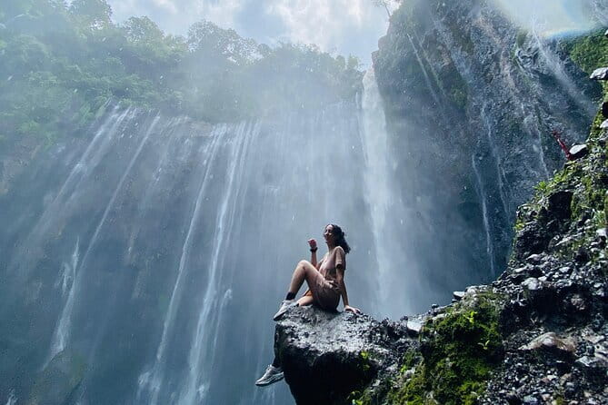 Private Tour in Tumpak Sewu Waterfalls from Malang or Surabaya - Telaga Biru pool, how it fits with the waterfall day