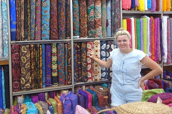 Private Tour of Ubud Art Village from Bali - Mas Village Wood Carving: Where Material Choices Matter
