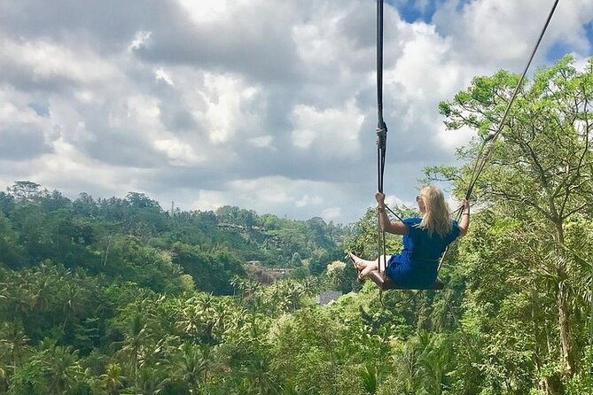 Private Tour To Tibumana Waterfall, rice terraces & Jungle Swing - Stop 6: Ubud Palace, a quick culture reset