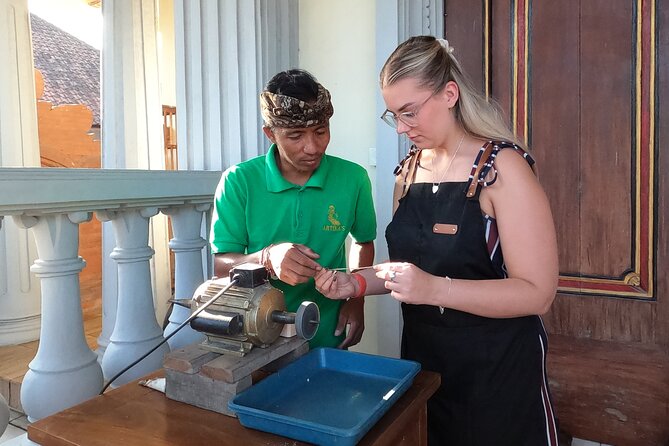 Private Traditional Bali Silver Jewelry Making Class - Design choices, templates, and staying within the 5g limit