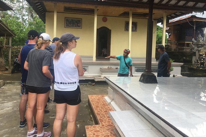 Private Ubud Downhill Cycling with Volcano, Rice Paddies & Meal - Bali Bikes, Helmets, and Cold Towels: The Comfort Package
