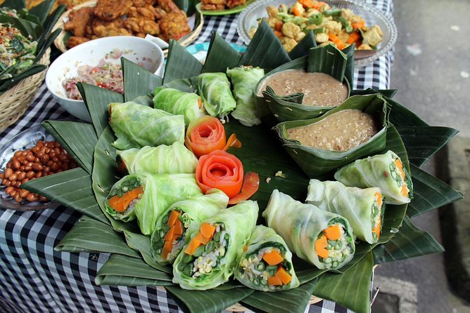 PRIVATE Ubud Market Tour & Balinese Cooking Class with Putu - What You Cook Changes by Season, and That Is the Point