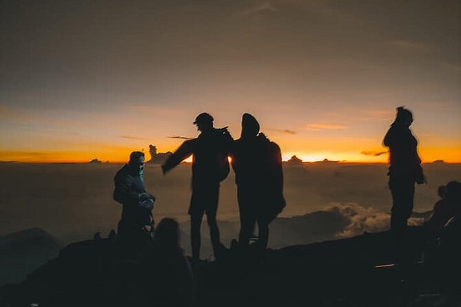 Rinjani Trekking 3D2N Summit - Full Trail - How Senaru and Sembalun Fit Into the Trek