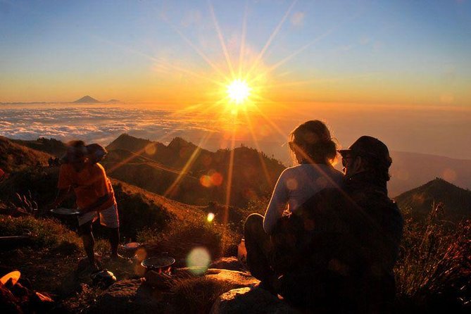 Rinjani Trekking 3D2N Summit - Full Trail - Day 2 and Day 3: Summit Push, Crater Rims, and Segara Anak