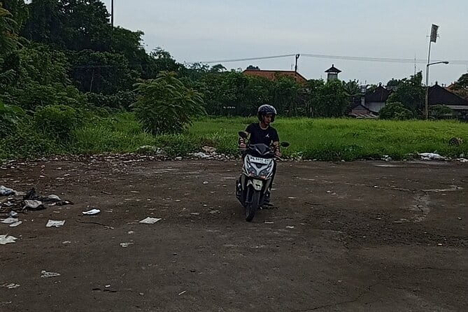 Scooter Lesson in Ubud - What you get for $34, and why the bundle is the point