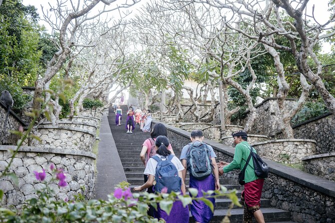 Skip The Line Tour: Uluwatu Temple and Kecak Fire Dance Tour – Half Day - Who this half-day Uluwatu tour is best for