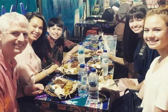 Small-Group Walking and Food Tour by Night in Yogyakarta - Hygiene and comfort: how this tour makes street food feel easier