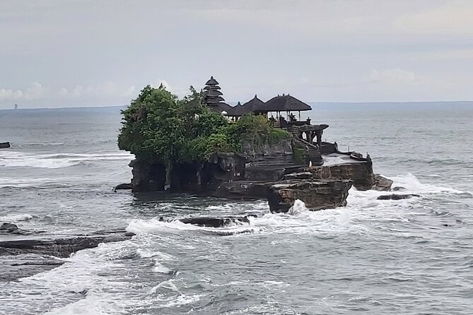 Tanah Lot and North Bali Private Tour - All inclusive - Leke Leke Waterfall: a lush, less rushed ending to the day