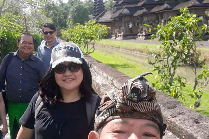Tanah Lot Bali Temple Sunset Small Group Tour – Half Day - Market time near Tanah Lot, plus how to shop without chaos