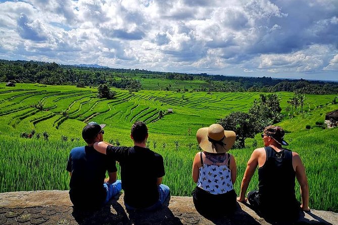 Tanah Lot - Jatiluwih (UNESCO) - Bedugul and Ulun Danu Temple Tour - Tanah Lot Temple: sea-rock drama and myth-fed Hindu worship