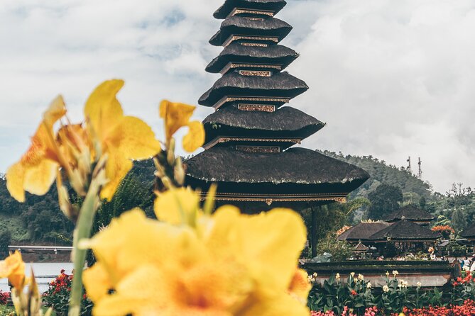 Tanah Lot - Jatiluwih (UNESCO) - Beratan lake -Hidden hill (Wanagiri)-FREE WI-FI - Lake Beratan and Ulun Danu Beratan: where the lake goddess fits in