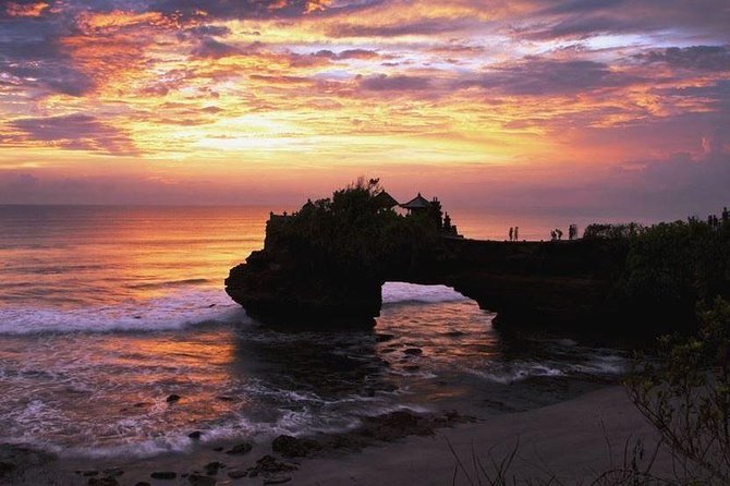 Tanah Lot Sunset and Monkey Forest Tour. - Stop 1: Taman Ayun Temple, Royal Calm With Garden Views