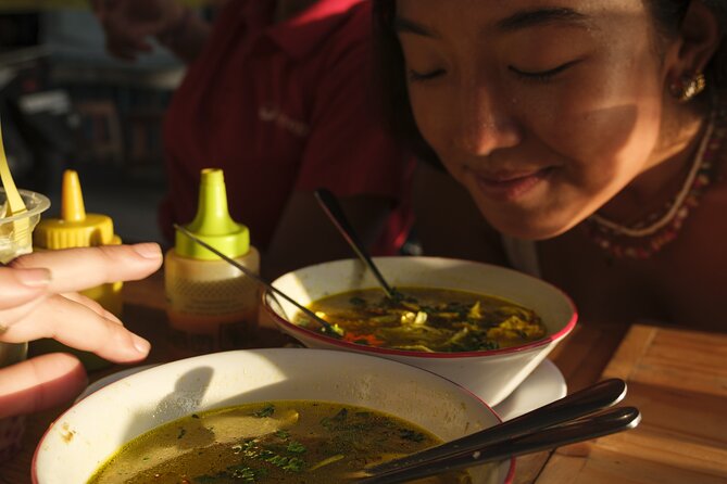 Taste & Explore Bali: Denpasar Street Food & Historic Sites - Opening at Pura Agung Jagatnatha: A Temple Start That Sets the Tone
