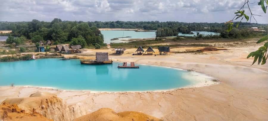Teluk Sebong: Bintan Desert and Blue Lake Trip - Hotel pickup and timing, how the 3 to 4 hours usually feel