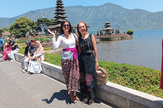 The Best Highlight Ubud Tour - Batuan Temple: Balinese construction, temple art, and photo chances