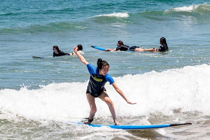 The best surf lessons in Kuta - Dry-land practice and the first water session