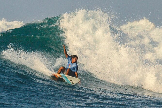 The funniest private 2 hour surf lesson, Canggu - What “private” really means here, with max 5 travelers