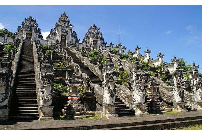 Tour Gate of Heaven at Lempuyang Temple - Blue Lagoon Snorkeling with lunch - Entering the Gate of Heaven at the right hour