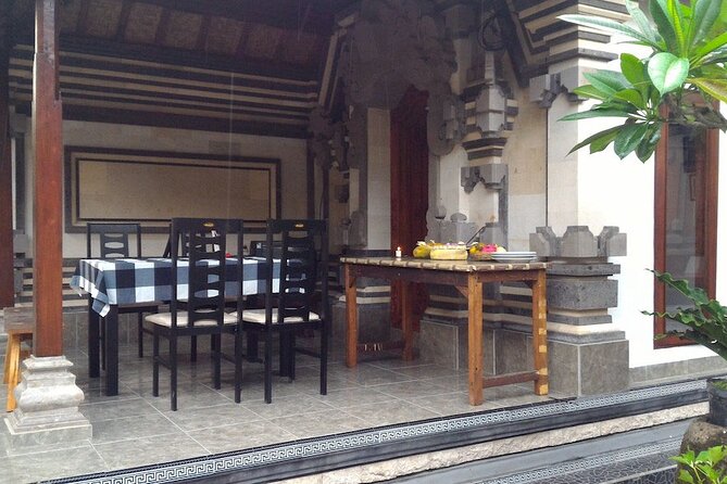 Traditional Balinese Home Dining Experience in Ubud with Putu - Vegetarian, vegan, and allergies: what you should do before you book