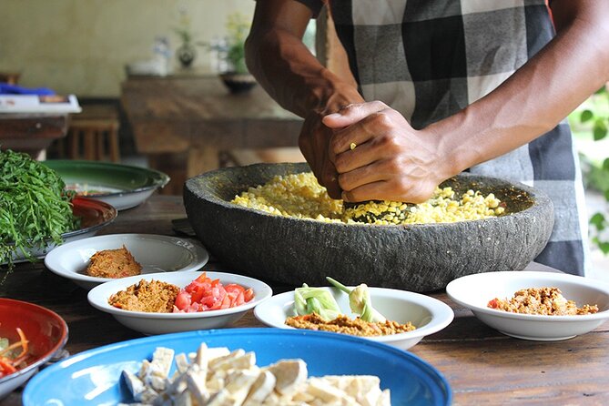 Traditional Balinese Meal in Ubud in Dewa's Family Village Home - Key Highlights at a Glance