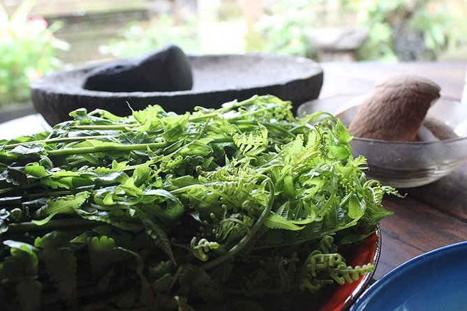 Traditional Balinese Meal in Ubud in Dewa's Family Village Home - Beyond Food: Why This Private Setting Feels More Meaningful