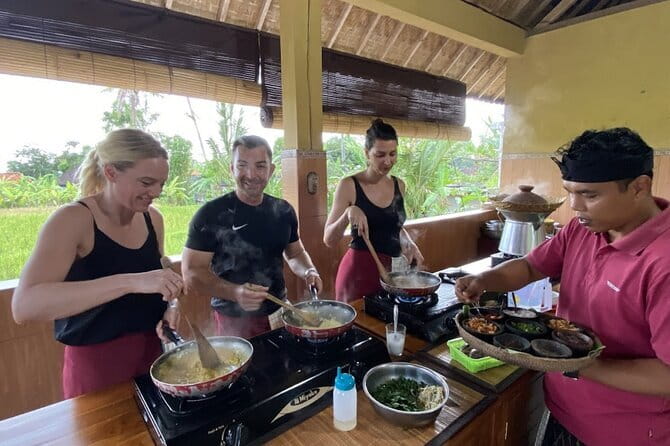 Ubud Cooking Class with Optional Market Visit Pickup Included - From Pickup to Kitchen: The 3-Hour Flow You Can Plan Around