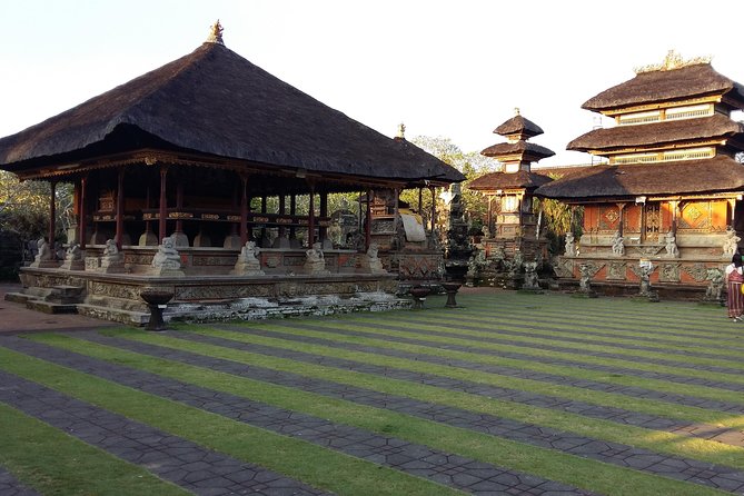 Ubud Cultural Day Tour: A Day for Balinese Cultural Experience - Stop 1: Sahadewa Barong Dance & Fire Dance