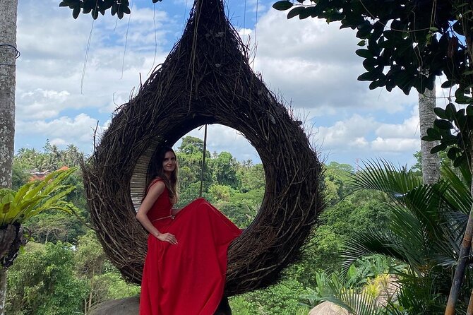 Ubud Day Tour - Private Ubud Tour Guide - Best Of Ubud Tour - Stop 1: Sacred Monkey Forest Sanctuary, the Main-Character Entrance