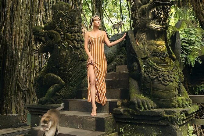 Ubud Day Tour: Sacred Monkey Forest, Tegenungan Waterfall, Rice Terrace - The Driver Factor: Flexible Days, Friendly Guidance