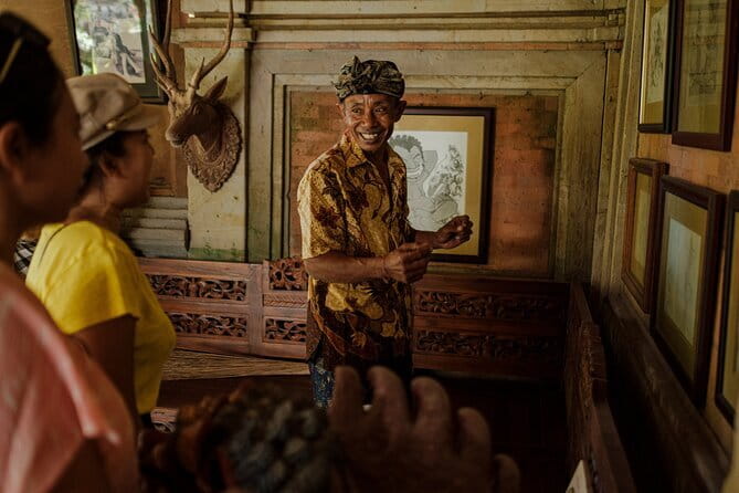 Ubud Guided Walking Tour - Campuhan Ridge Walk and the Dutch-Era Bridge Story