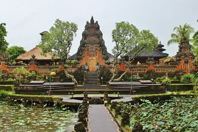Ubud Highlight Private Charter with Jungle Swing - Stop 5: Tegalalang Rice Terrace for Cliffside Views in the North of Ubud