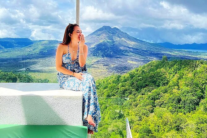 Ubud Instagram Tour – Stunning Views & Flexible Itinerary - Lake Temple or Floating-Effect Temple: The Photo Look Comes From Conditions