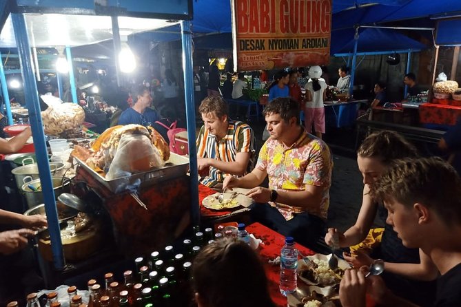 Ubud Night Traditional Market Food Tour - Meeting at 6:00 pm, pickup, and how the small group matters