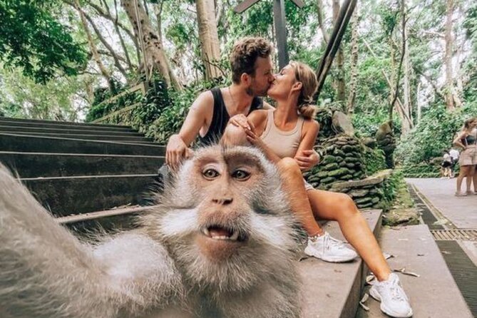 Ubud: Private Customized Highlights Tour - Art, palaces, and workshops: Ubud Palace, Saraswati Temple, markets, silversmiths, and wood carving