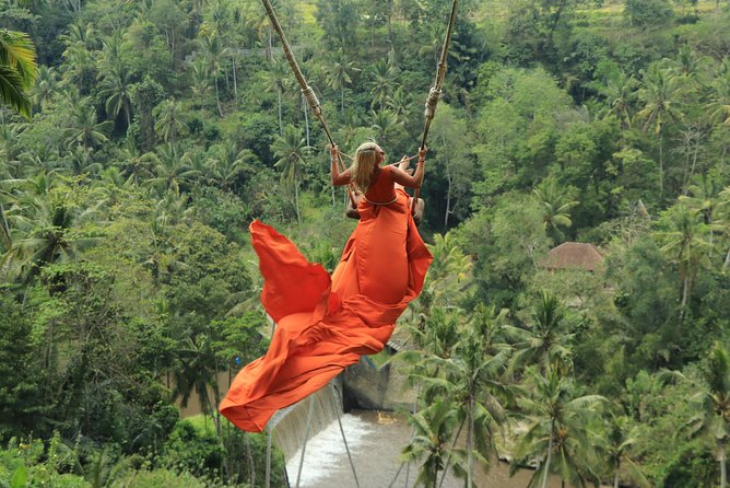 Ubud Private Tours with Jungle Swing Experience - all inclusive - Stops 3 to 5: Batubulan batik, Celuk silver, and Mas wood carving