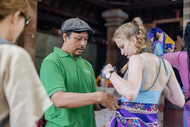 Ubud Small Group Tour: Monkey Forest, Tegalalang Rice Terraces and more - Tirta Empul Temple: the holy spring stop that adds meaning
