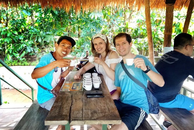 Ubud Sunset Mixology Tour by TikiBus - Onboard Vibes: Music, Wi-Fi, and Easy Conversation