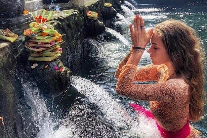 Ubud Tour : Best of Ubud with All inclusive - Midday Nature Hits: Tegenungan Waterfall and the Walkable Drama