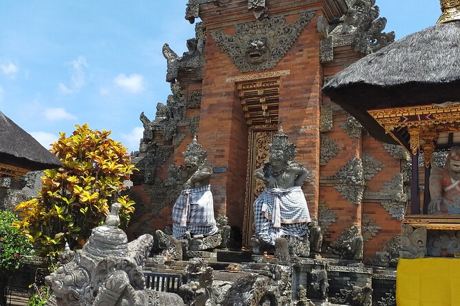 Ubud Tour - Highlight of Ubud - Traditional Tour - Stop 3: Sacred Monkey Forest Sanctuary, close encounters with rules