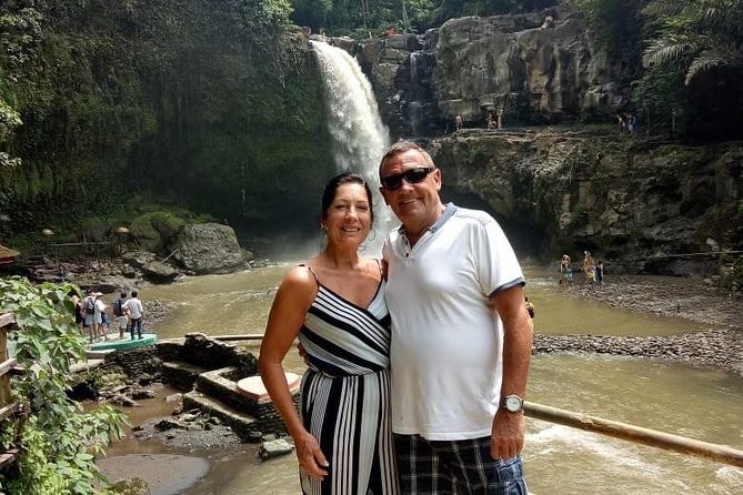 Ubud Tour Monkey Forest, Rice Terrace, Swing, Temple, Waterfall - Tirta Empul Temple: holy springs and shower-pool details